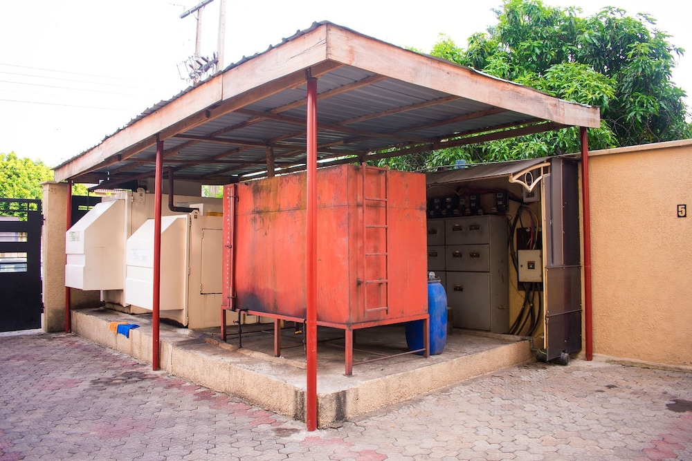 Sugarland Apartments Ikoyi 92/95