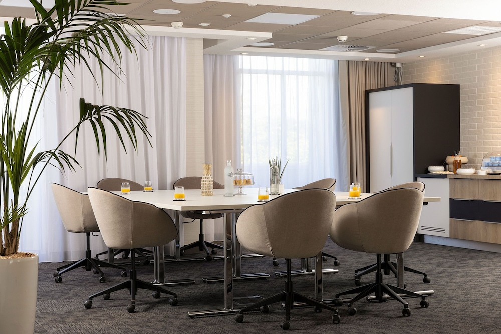 Hampton by Hilton Tours Centre 27/31