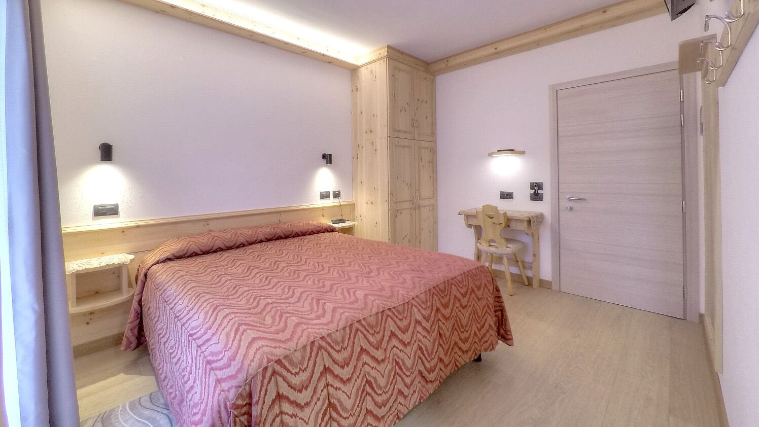 COMFORT, DOUBLE BED, BALCONY