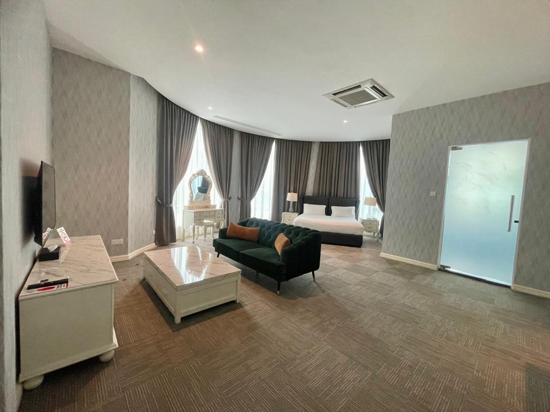 Paris, Suite
