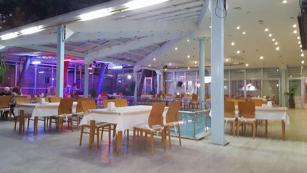 ARSAN OTEL 28/37