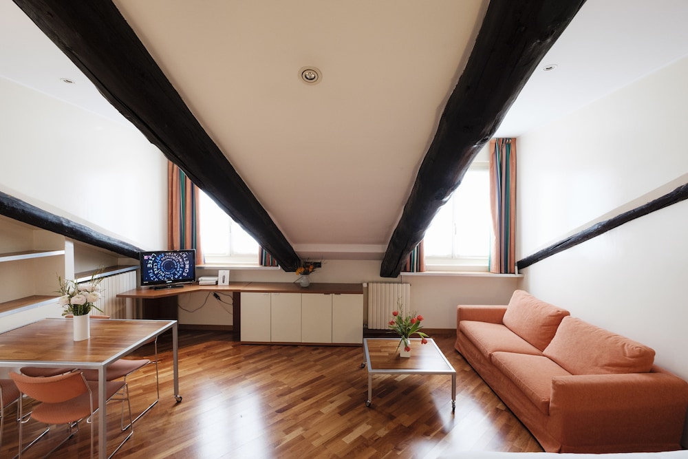 Residence Sacchi 44/80