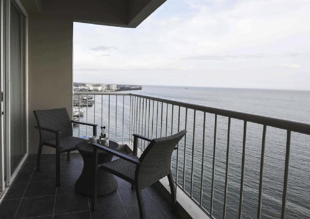 The Malibu Suites Balikpapan 3/36