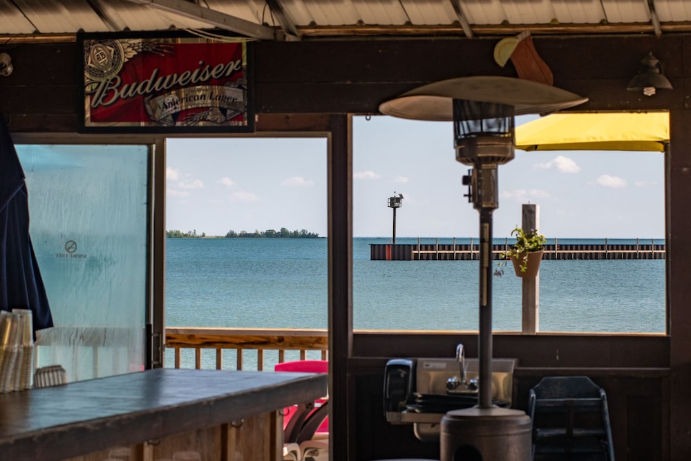 Tawas Bay Beach Resort 25/47
