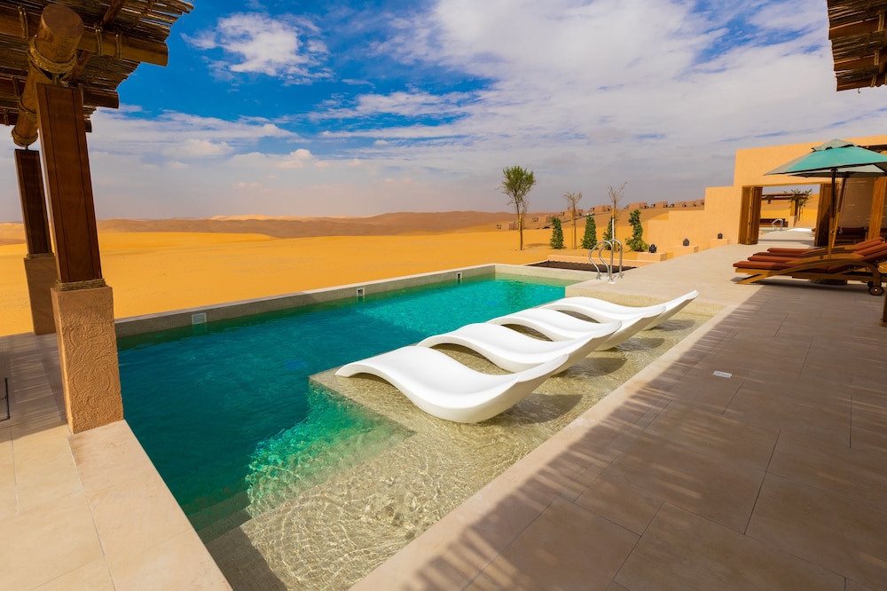 Bab Al Nojoum Bateen Liwa 48/60