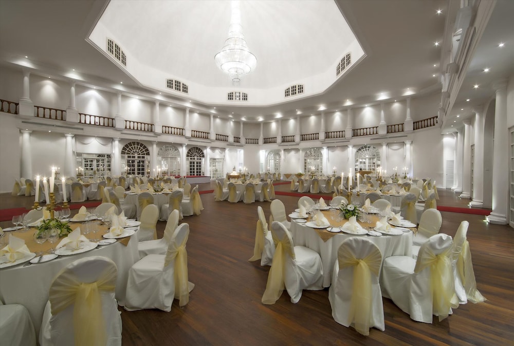 Mount Lavinia Hotel 32/50