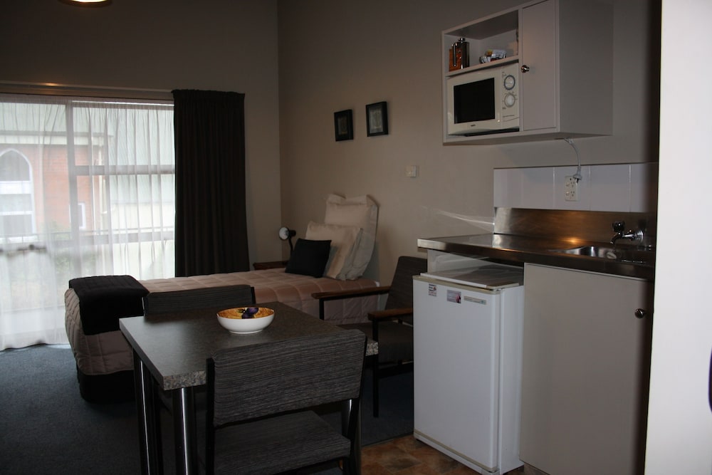 Ashbury Park Motel 20/27