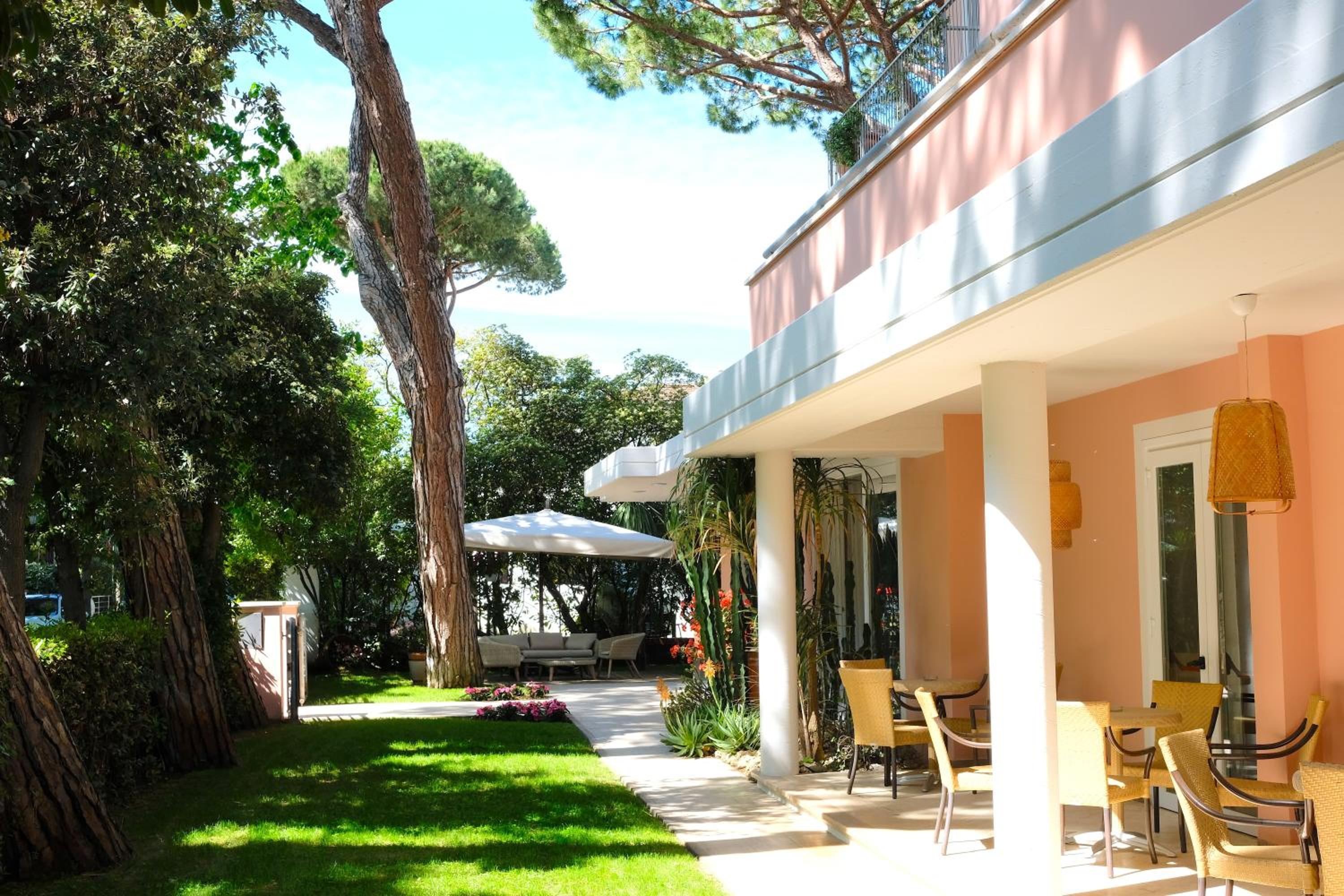 Hotel Piccolo Mondo 7/56
