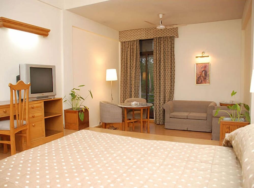 Hotel Margala Islamabad 34/50