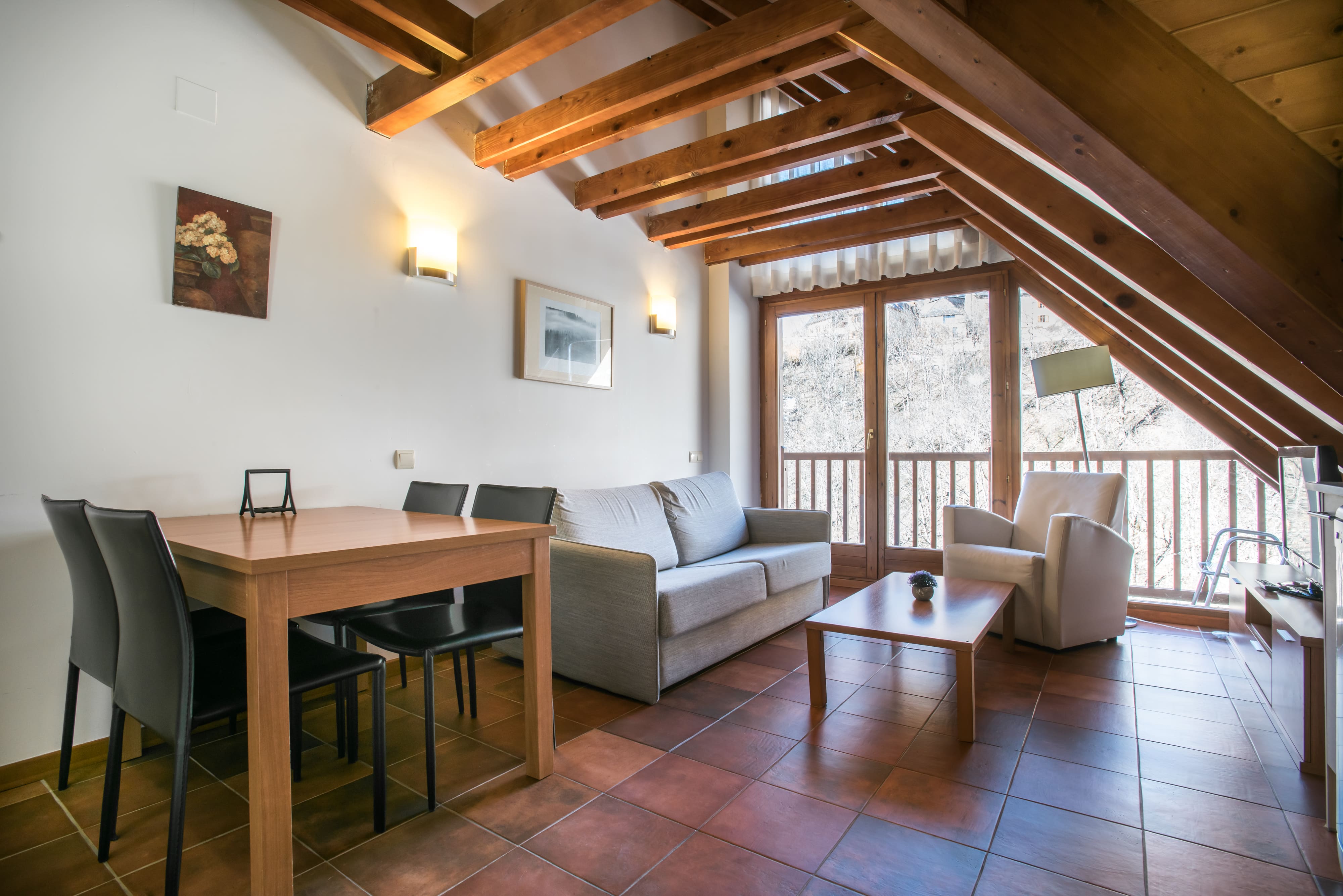 Sno Apartamentos Mont Romies Unhola 10/24