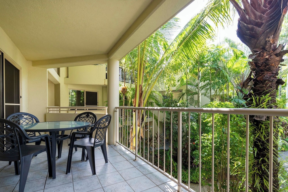 PORT DOUGLAS SANDS RESORT 43/62