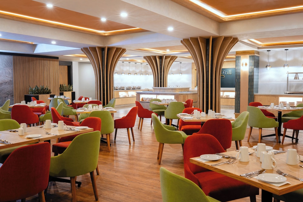 Emerald Resort & Casino 29/50