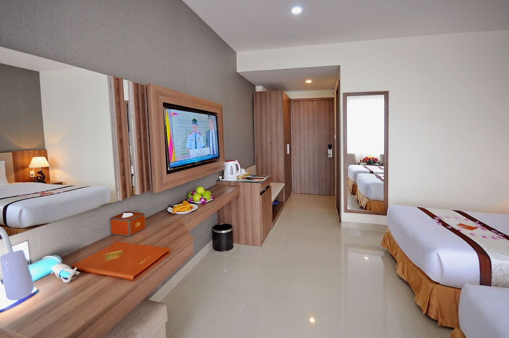 Rigel Hotel 31/64