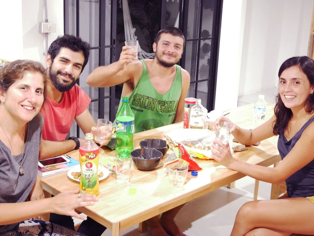 The Companion - Hostel 35/45
