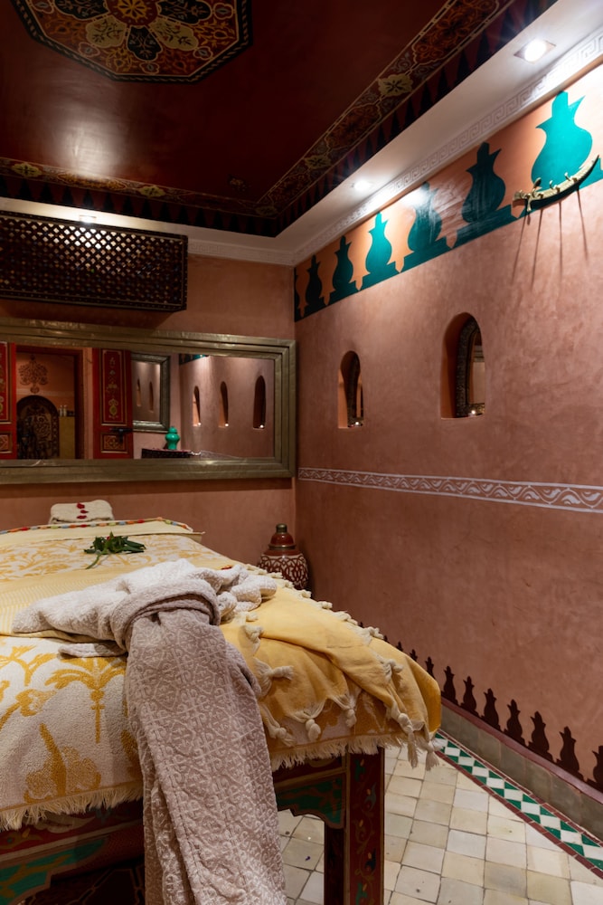 Riad Hikaya 32/50