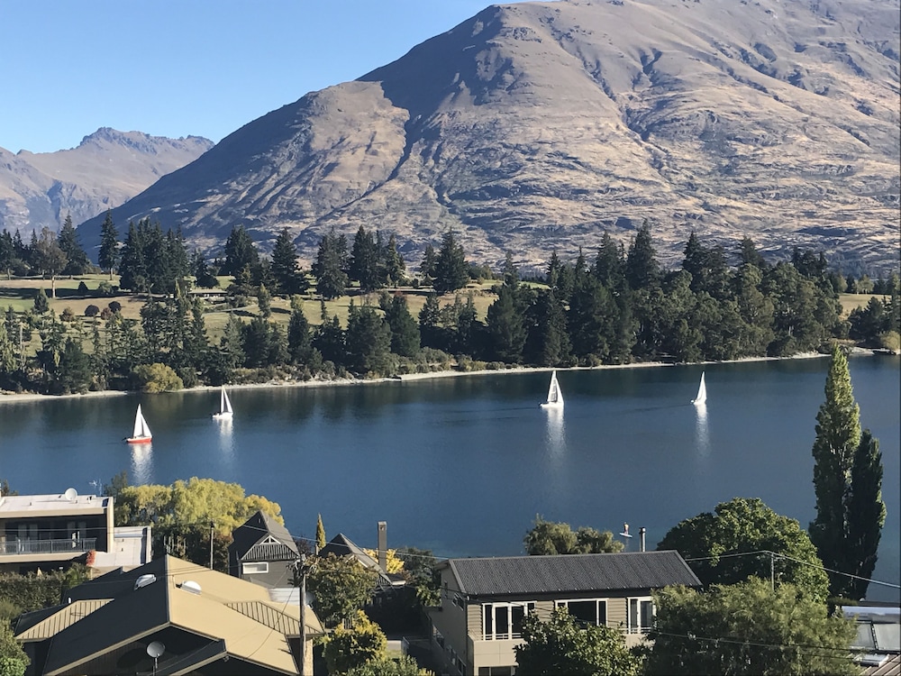 Earnslaw Lodge 38/50