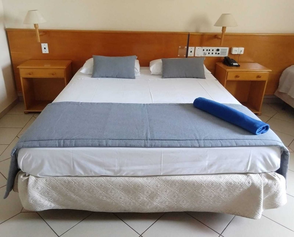 Hotel Jaguary 20/64