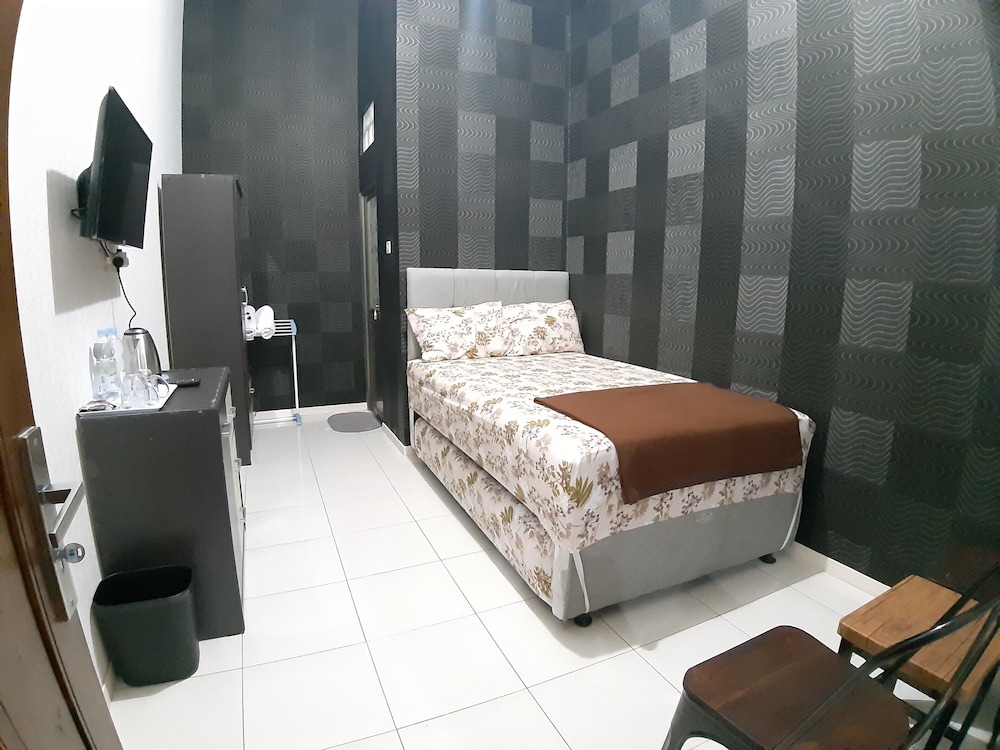 Soreang Hotel by ZUZU 14/61