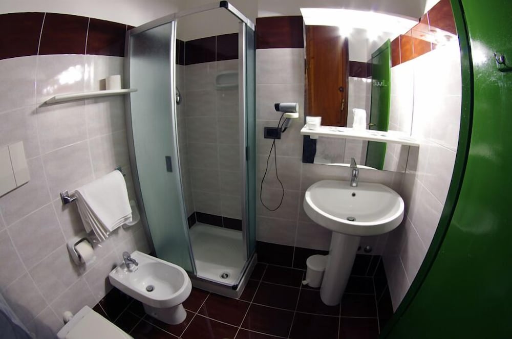 Hotel Iris Crillon 50/50