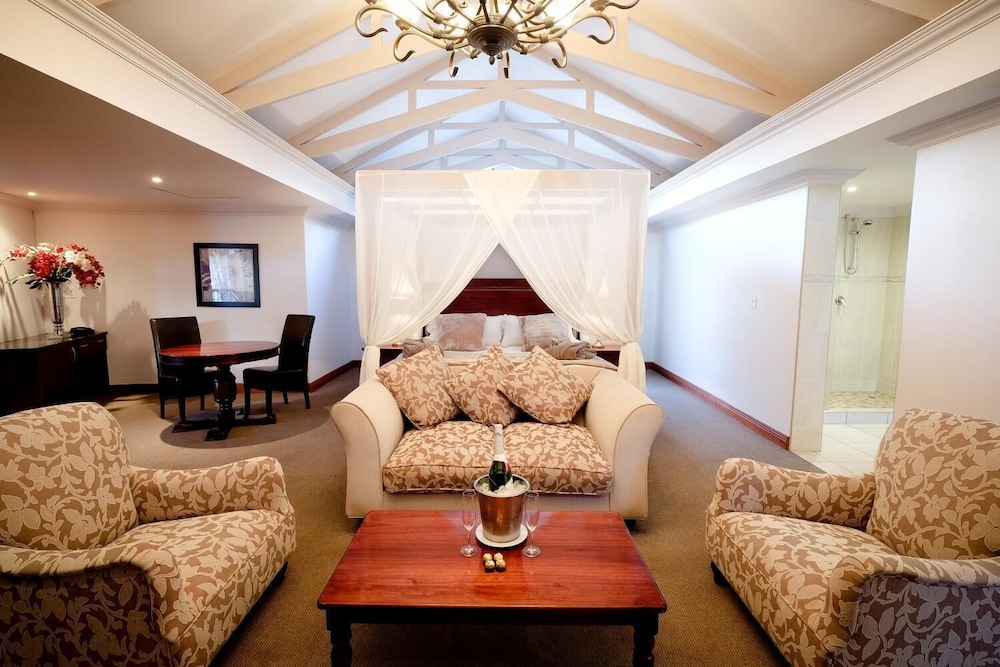 Oxbow Country Estate 18/43