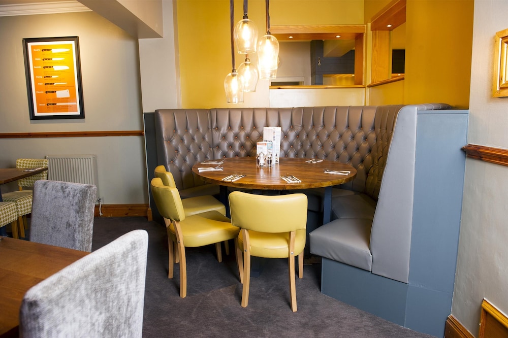 Premier Inn Carlisle (M6 Jct42) 38/64