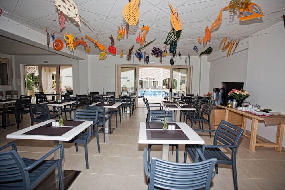 Maravel Star Art Hotel 50/67