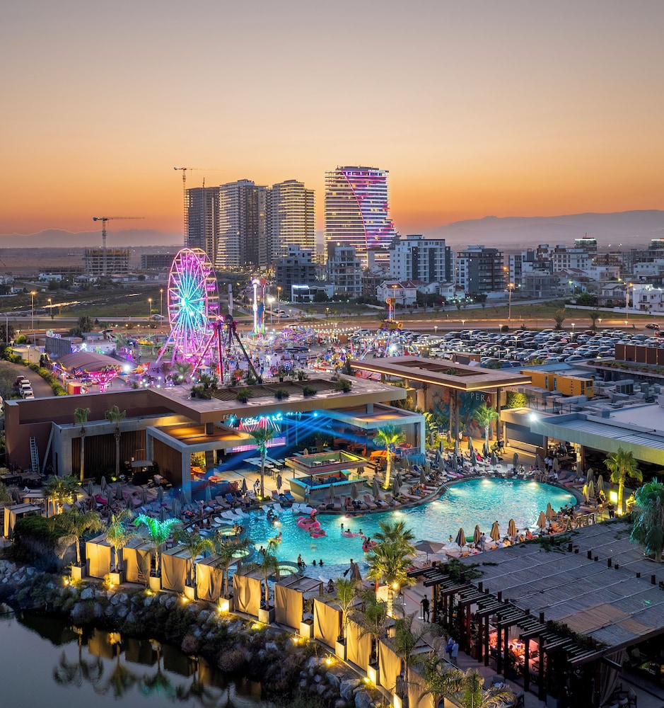 Grand Sapphire Resort 46/50