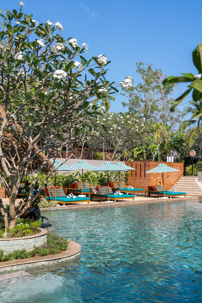 Avani+ Mai Khao Phuket Suites and Villas 45/50