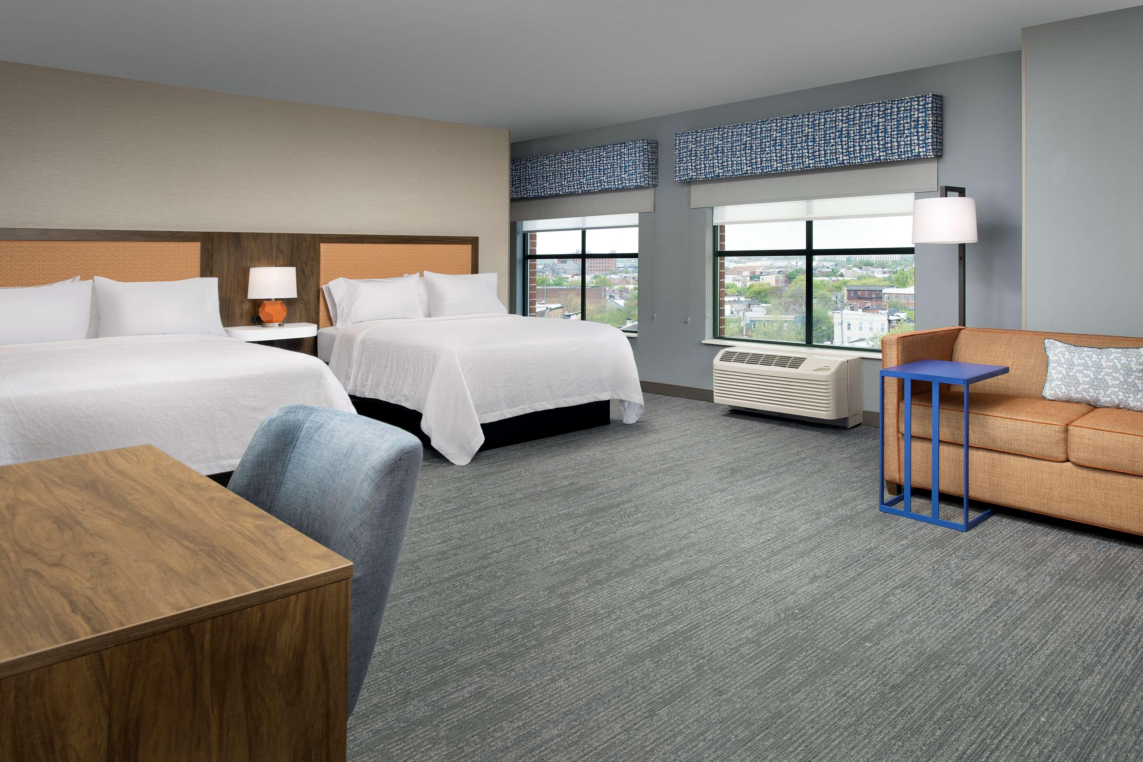 ROOM, 2 QUEEN BEDS, SOFA, ACCESSIBLE