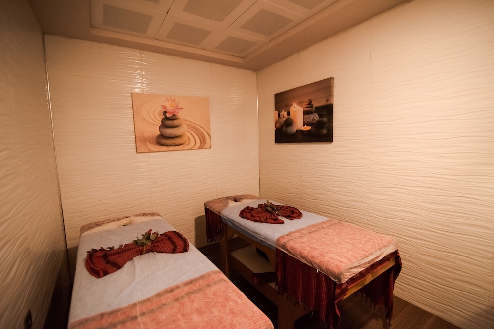 Grand Hotel and Convention Centre Karaman 10/33