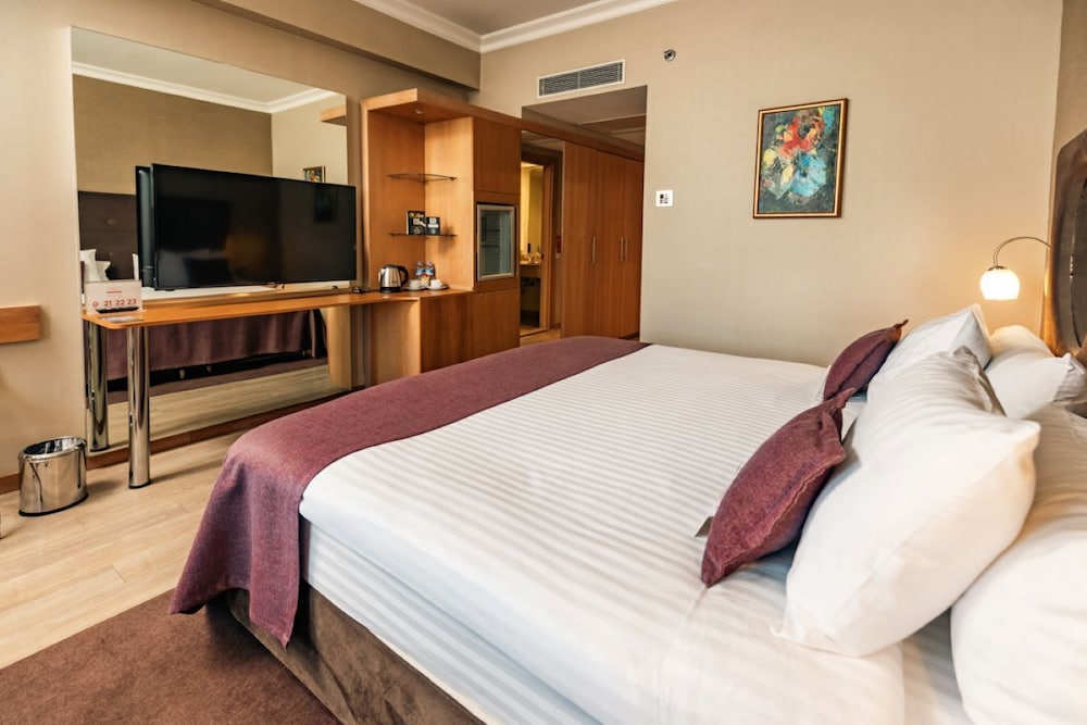 Wow Airport Hotel 13/50