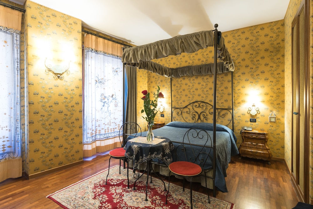 RESIDENZA AVE ROMA 17/41