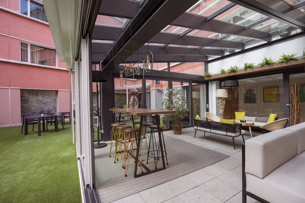 Yomo Centric Hotel 31/50