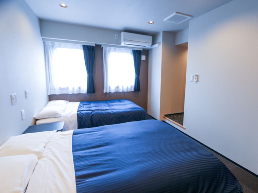 HOTEL LiVEMAX Yokohama Kannai Ekimae 14/37