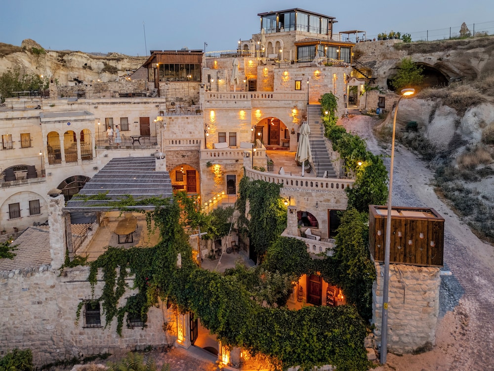 Kayata Cave Suites 6/50