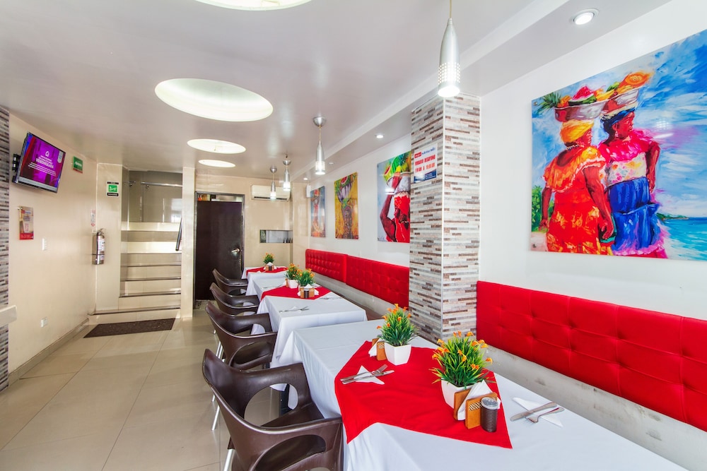 Hotel Marina Suites by GEH Suites 30/37
