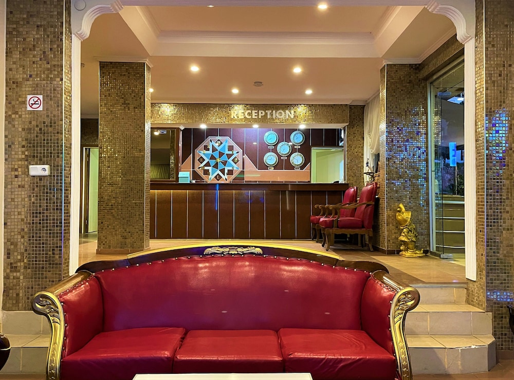 SELECT APART HOTEL 8/50