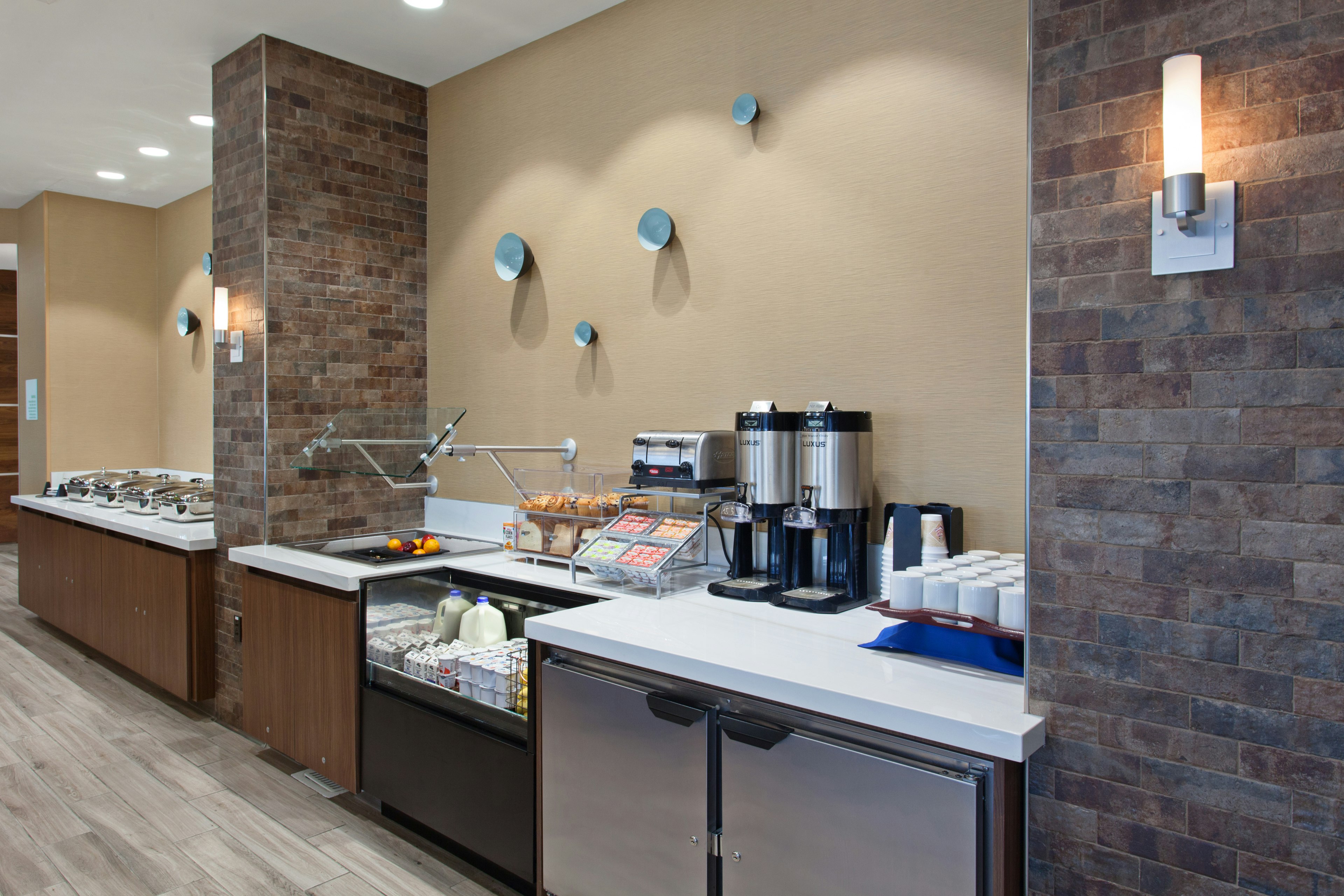 Holiday Inn Diamond Bar 58/58
