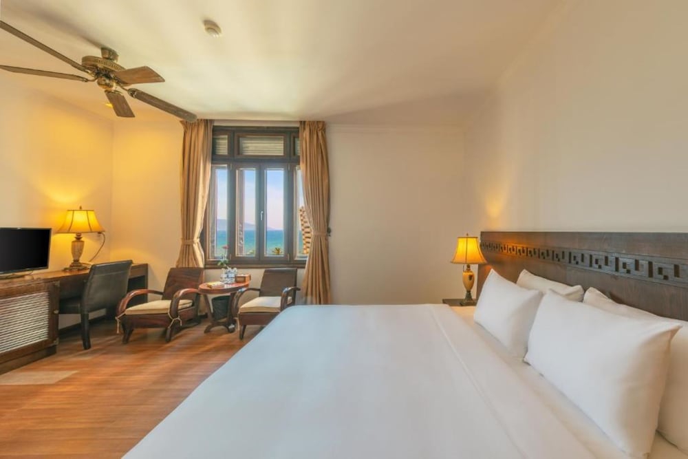 DELUXE, OCEAN VIEW