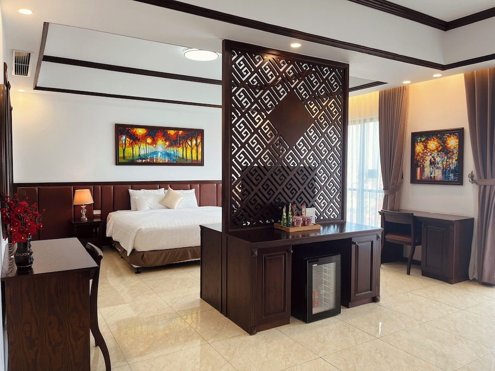 Executive, King Bed, Lake View