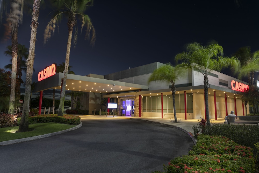 Hyatt Place Manati 60/67