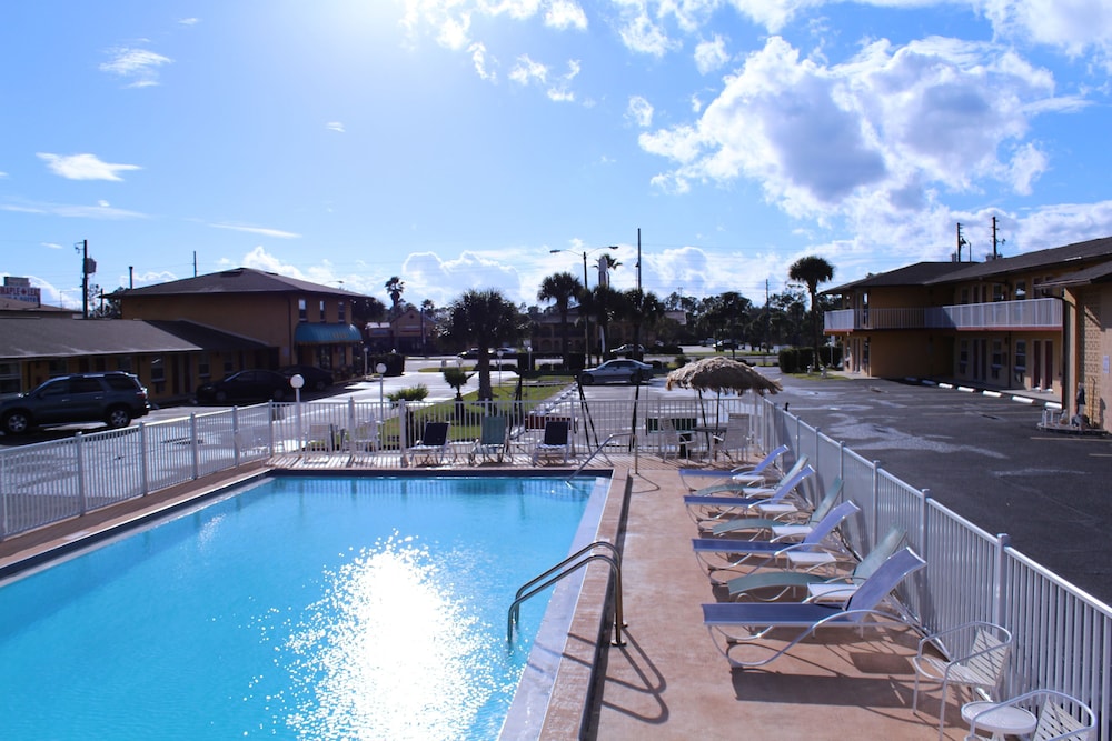 Knights Inn Kissimmee 11/19