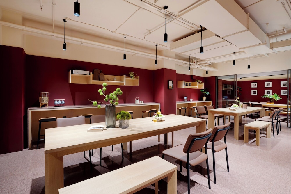 base-Wangfujing Serviced Apartment 36/50