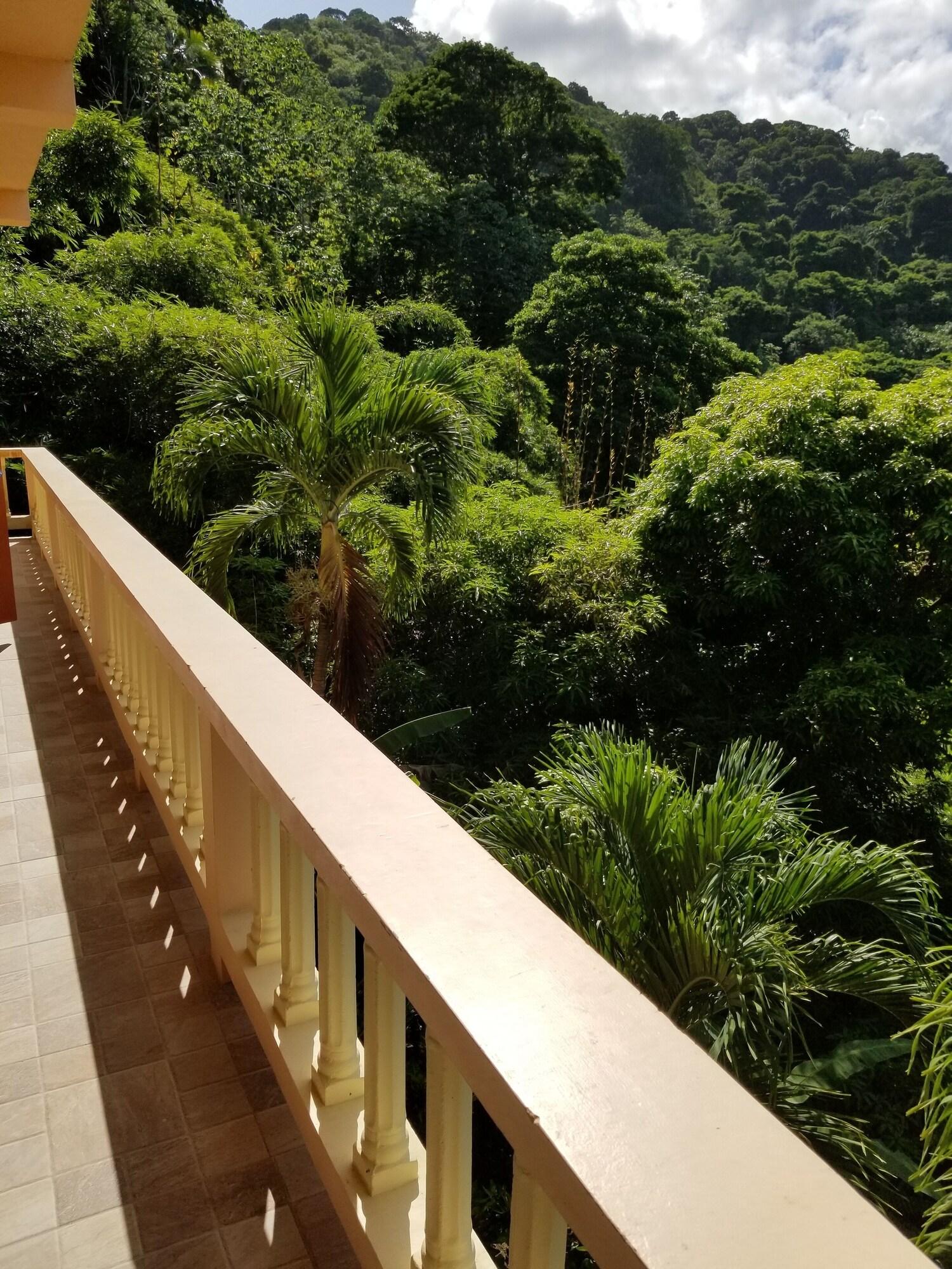 Grand View Guesthouse 14/17