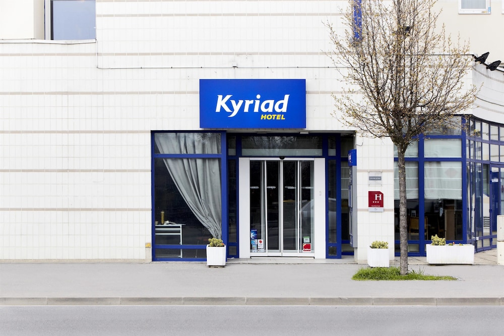 KYRIAD VIRY CHATILLON 5/33
