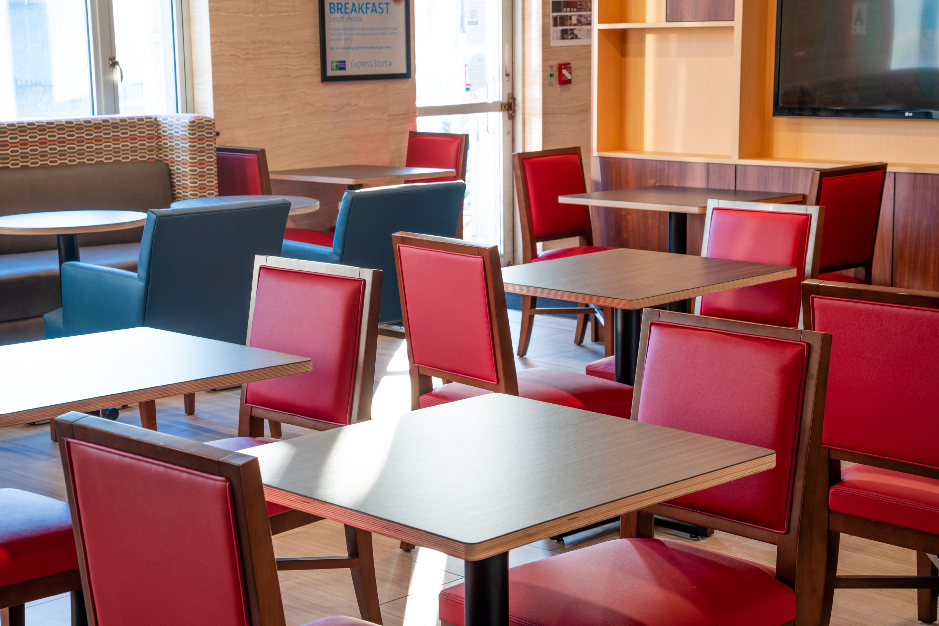 Holiday Inn Express Queens - Maspeth 47/65