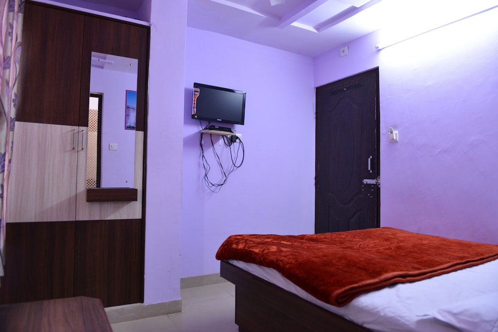 Hotel Mohit Palace 14/19