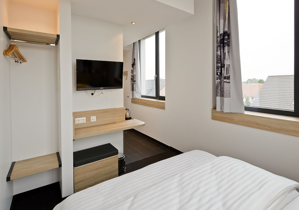 B B Hotel Munchen Trudering 12/41