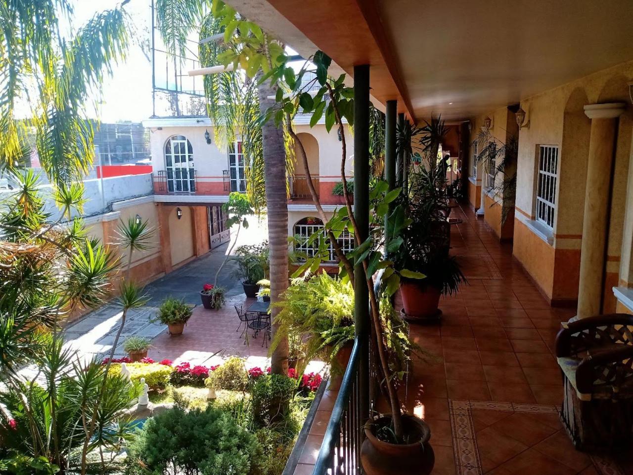Hotel Mezvall 25/34