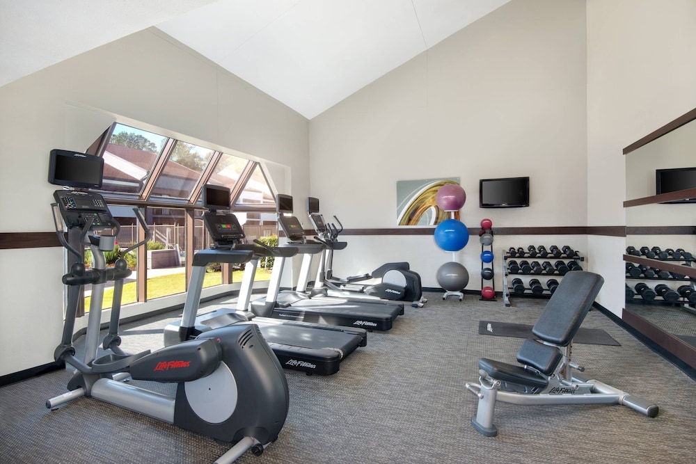 Courtyard By Marriott Birmingham Homewood 20/32